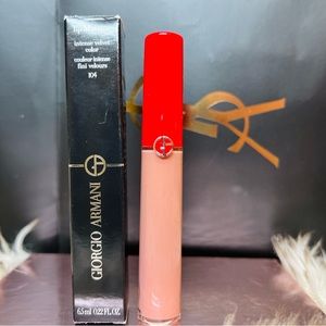 Giorgio Armani lip Maestro Intense Velvet color 104